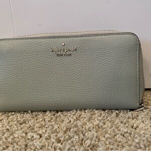 Kate Spade Light Gray Women's Wallet